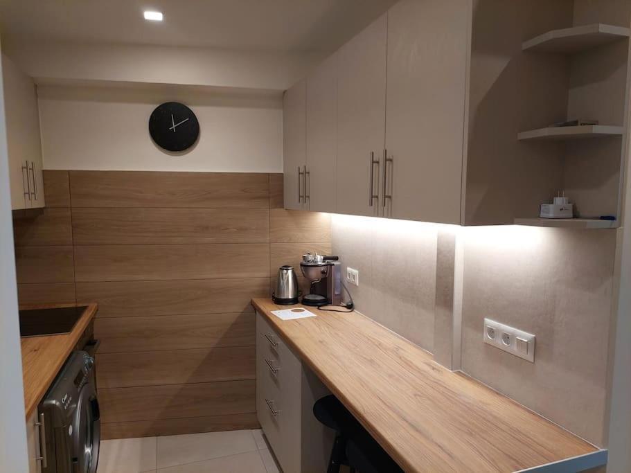Cozy, Sunbathed, 30M2 Apartment Atenas Exterior foto